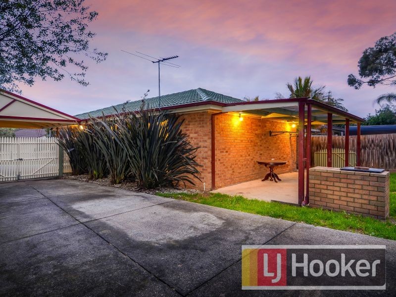 19 Upton Crescent, Narre Warren VIC 3805