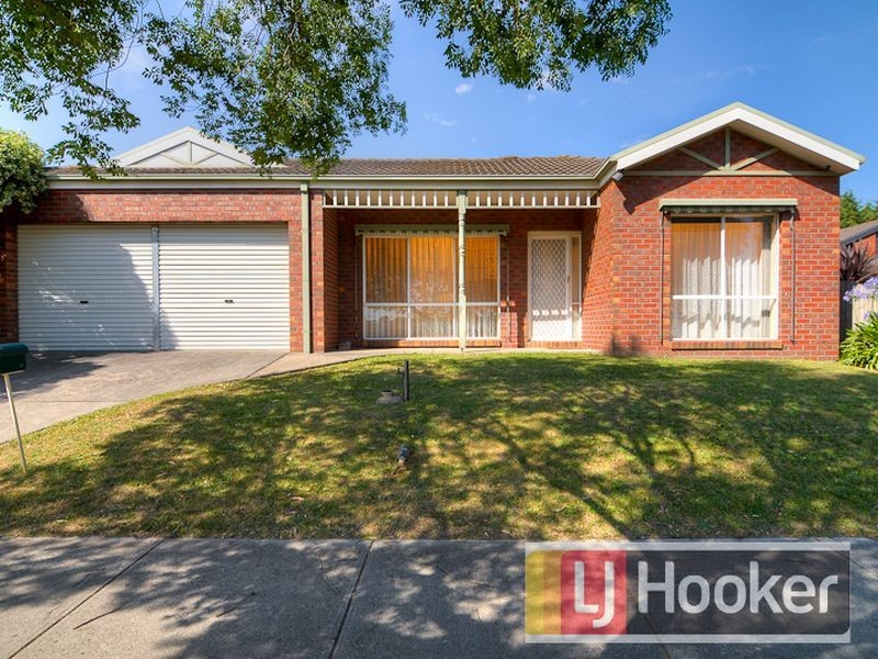 70 Lakeview Drive, Narre Warren South VIC 3805