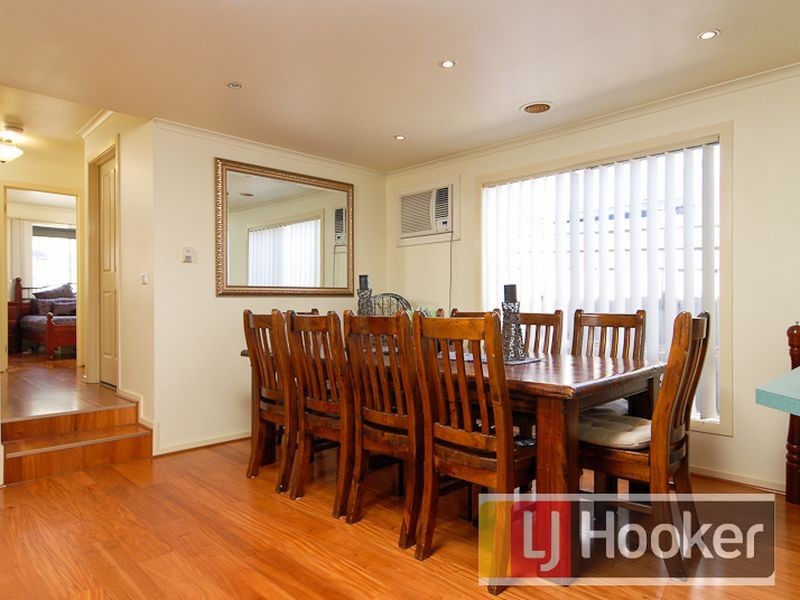 70 Lakeview Drive, Narre Warren South VIC 3805