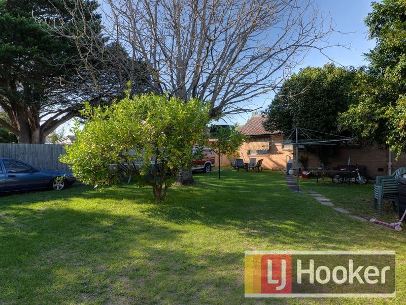 81 Armata Crescent, Frankston North VIC 3200