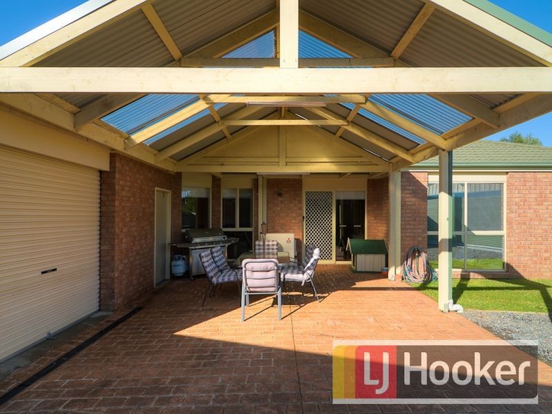 17 Norman Place, Narre Warren VIC 3805