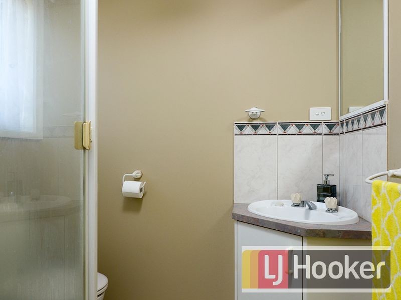 17 Norman Place, Narre Warren VIC 3805
