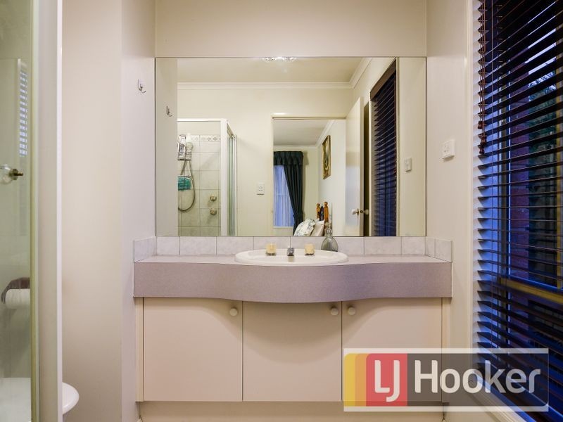 4 Peony Court, Narre Warren South VIC 3805