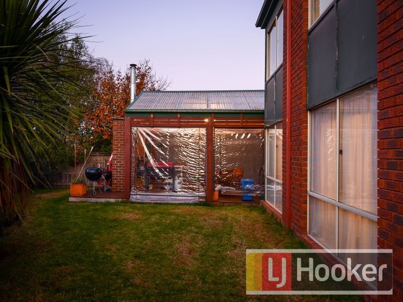 4 Peony Court, Narre Warren South VIC 3805