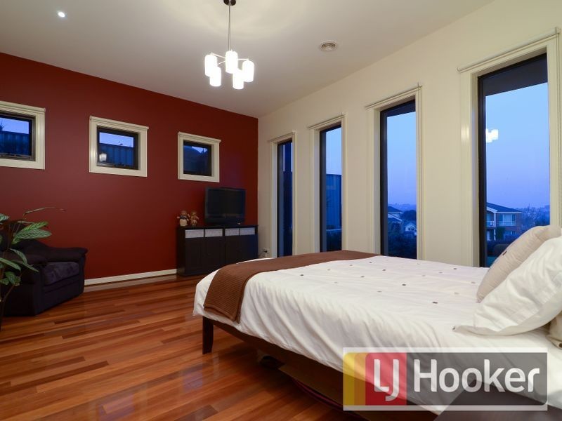 11 Daintree Grove, Narre Warren VIC 3805