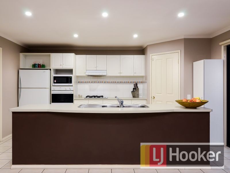 28 Harrington Drive, Narre Warren South VIC 3805