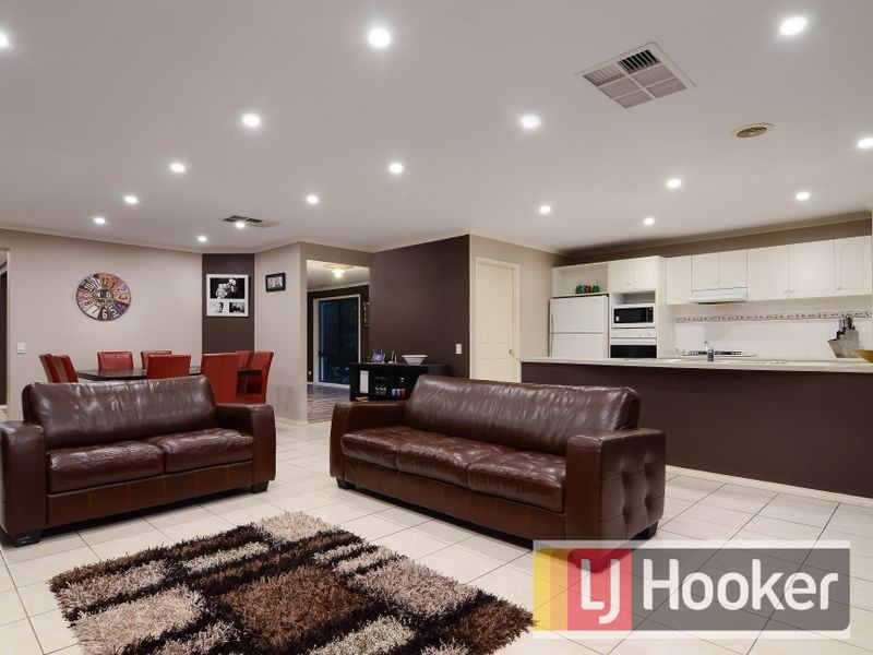 28 Harrington Drive, Narre Warren South VIC 3805