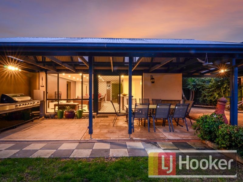 28 Harrington Drive, Narre Warren South VIC 3805