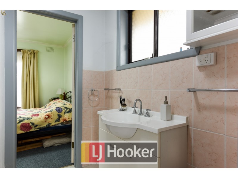 66 Kays Avenue, Hallam VIC 3803