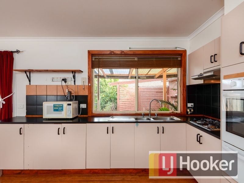 9 Amberley Park Drive, Narre Warren South VIC 3805