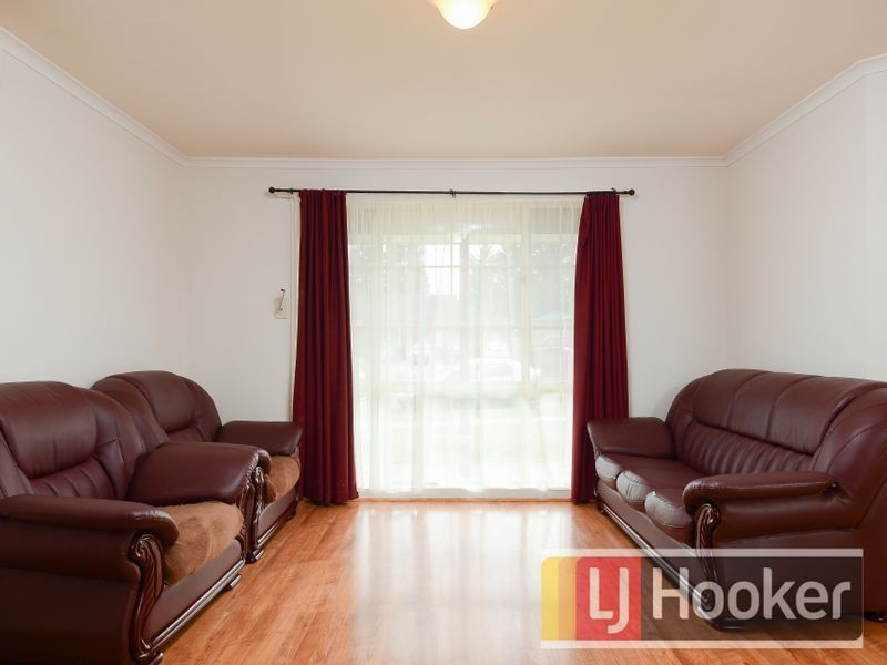 9 Amberley Park Drive, Narre Warren South VIC 3805