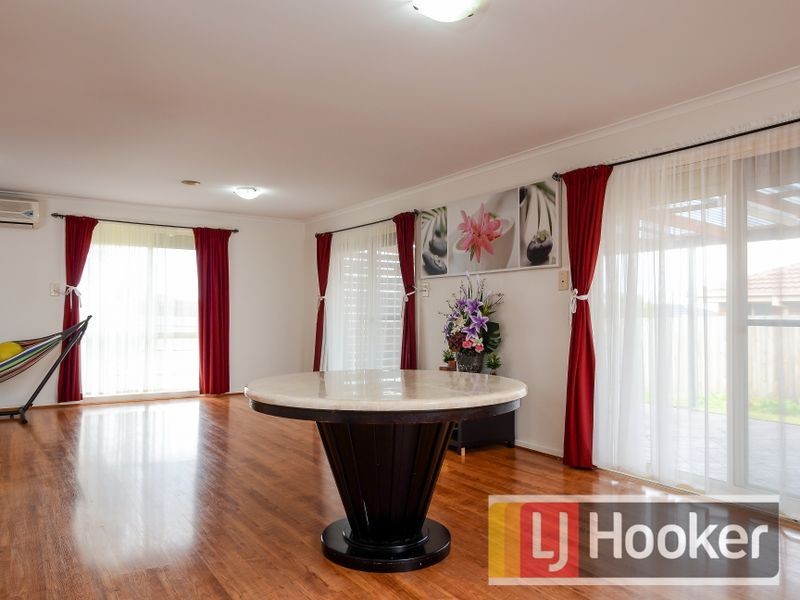 9 Amberley Park Drive, Narre Warren South VIC 3805