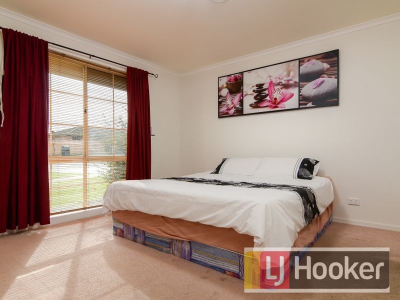 9 Amberley Park Drive, Narre Warren South VIC 3805