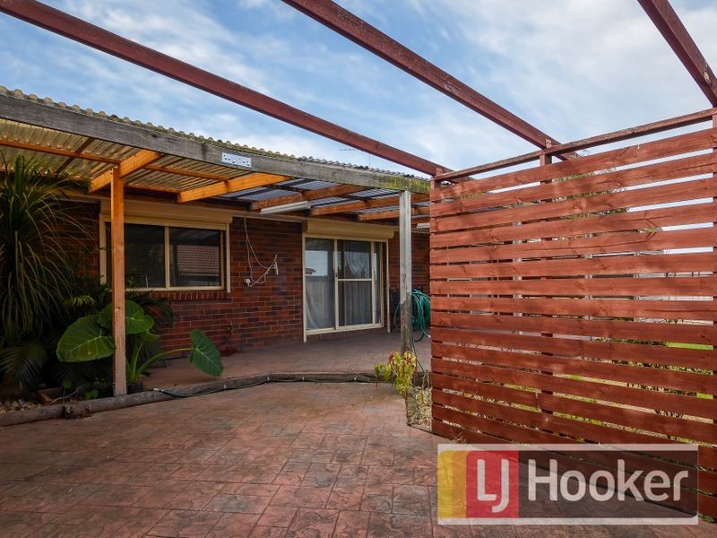 9 Amberley Park Drive, Narre Warren South VIC 3805