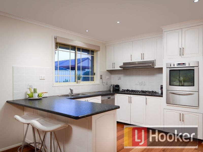 36 Kendall Drive, Narre Warren VIC 3805