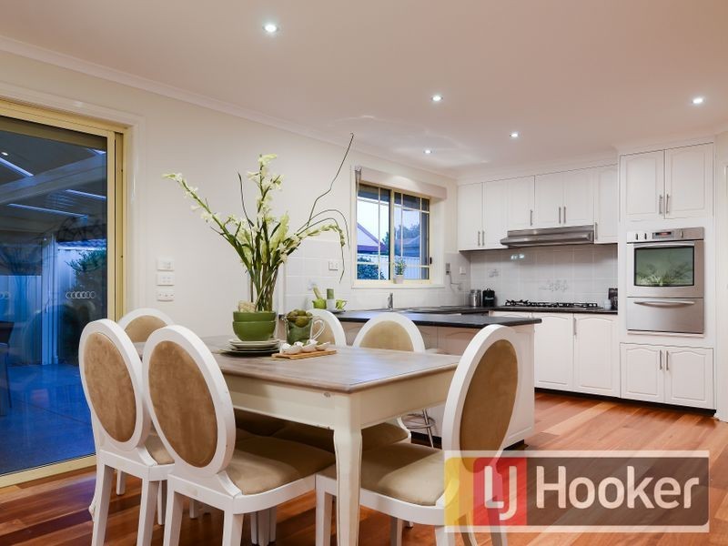 36 Kendall Drive, Narre Warren VIC 3805