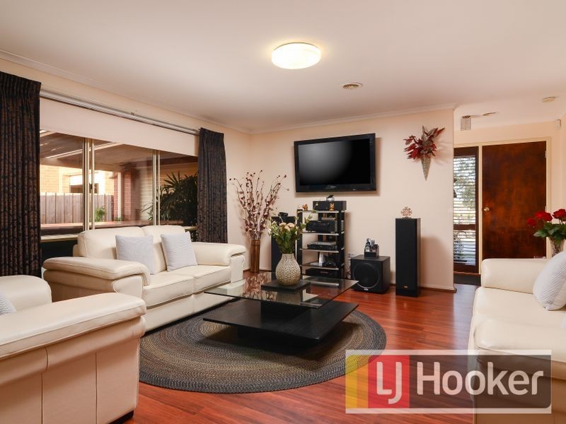 81 The Parkway, Hampton Park VIC 3976