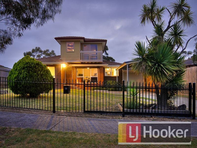 10 Highton Close, Hampton Park VIC 3976
