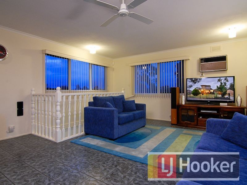 10 Highton Close, Hampton Park VIC 3976
