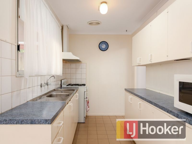 116 Monterey Boulevard, Frankston North VIC 3200