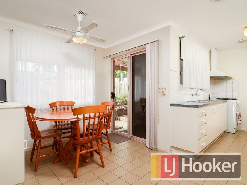 116 Monterey Boulevard, Frankston North VIC 3200