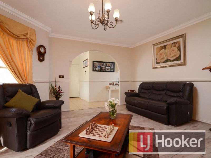 11 Cadell Place, Berwick VIC 3806