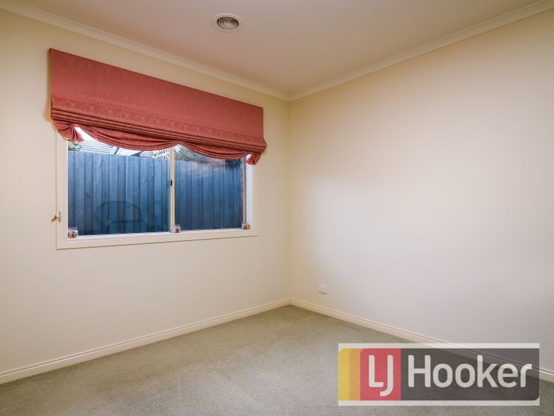 22 Southern Boulevard, Narre Warren South VIC 3805