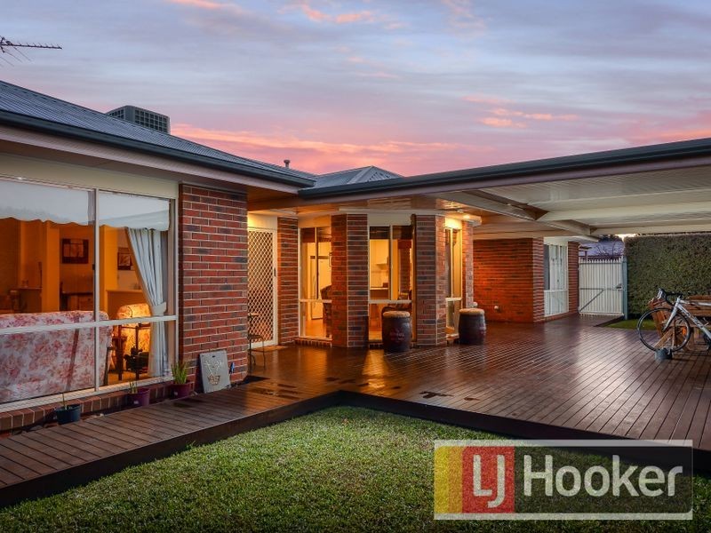 22 Southern Boulevard, Narre Warren South VIC 3805