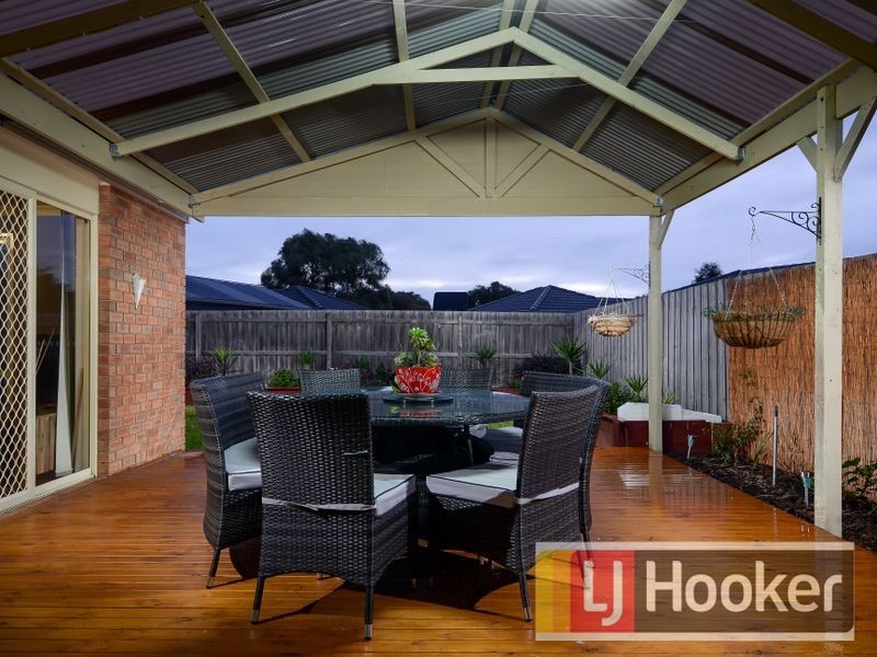 13 Nile Crescent, Cranbourne VIC 3977