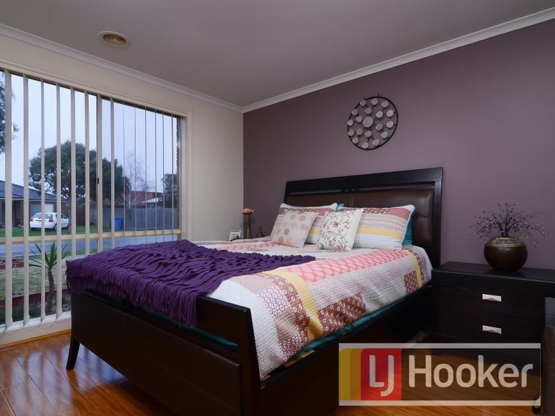 13 Nile Crescent, Cranbourne VIC 3977