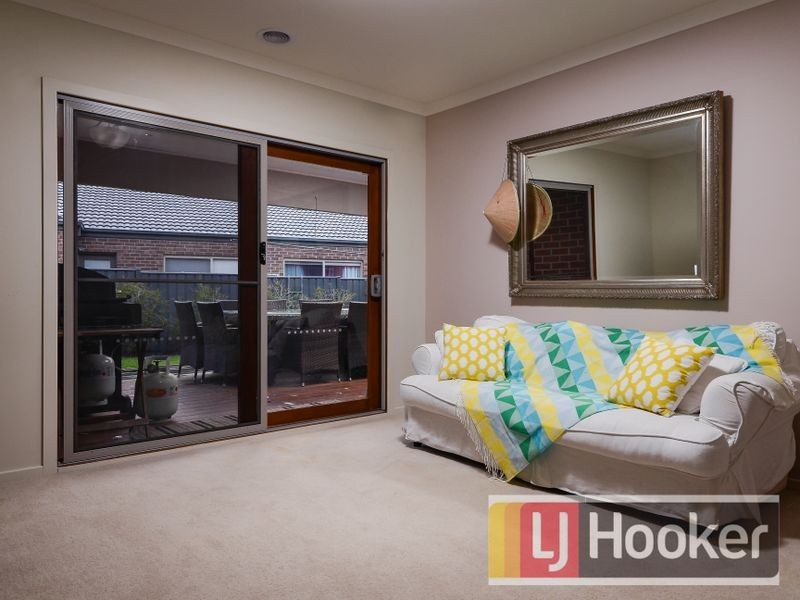 144 Alisma Boulevard, Cranbourne North VIC 3977