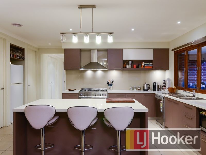 144 Alisma Boulevard, Cranbourne North VIC 3977