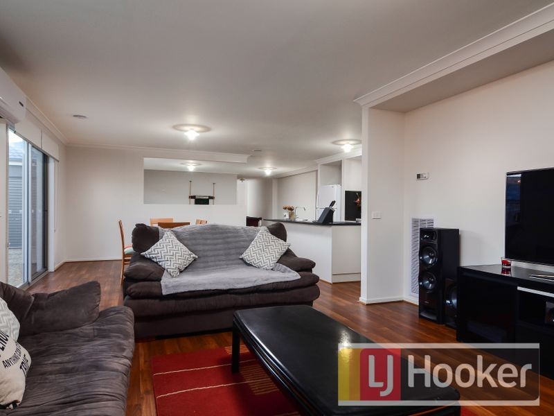 4 Bremer Street, Clyde North VIC 3978