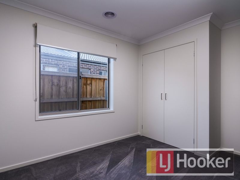 4 Bremer Street, Clyde North VIC 3978