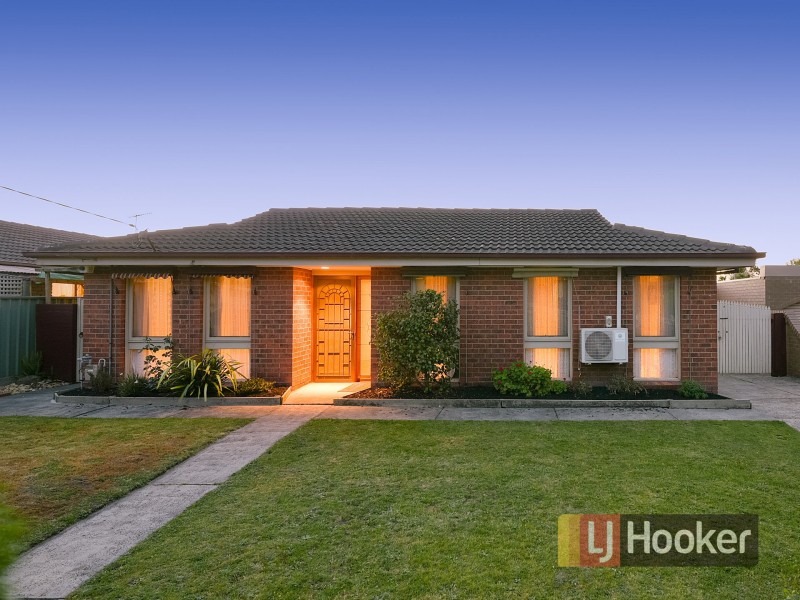 7 Mark Court, Hampton Park VIC 3976
