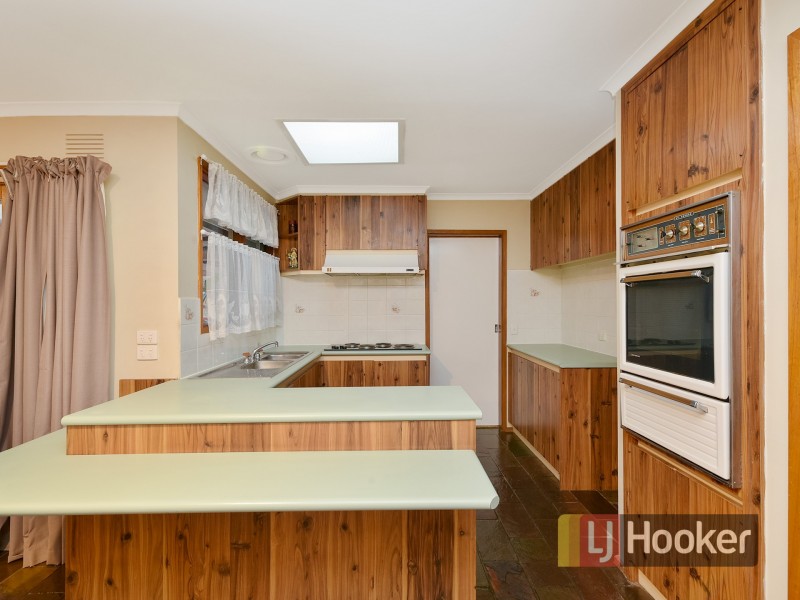 7 Mark Court, Hampton Park VIC 3976