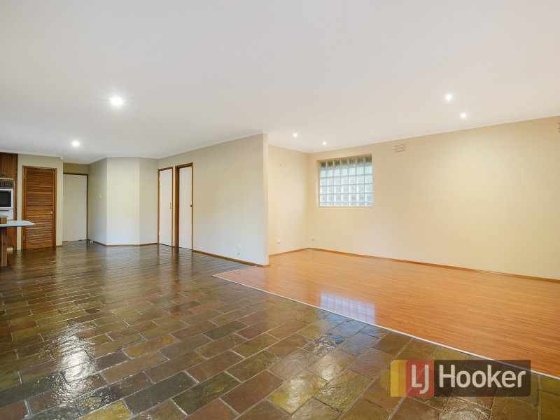 7 Mark Court, Hampton Park VIC 3976