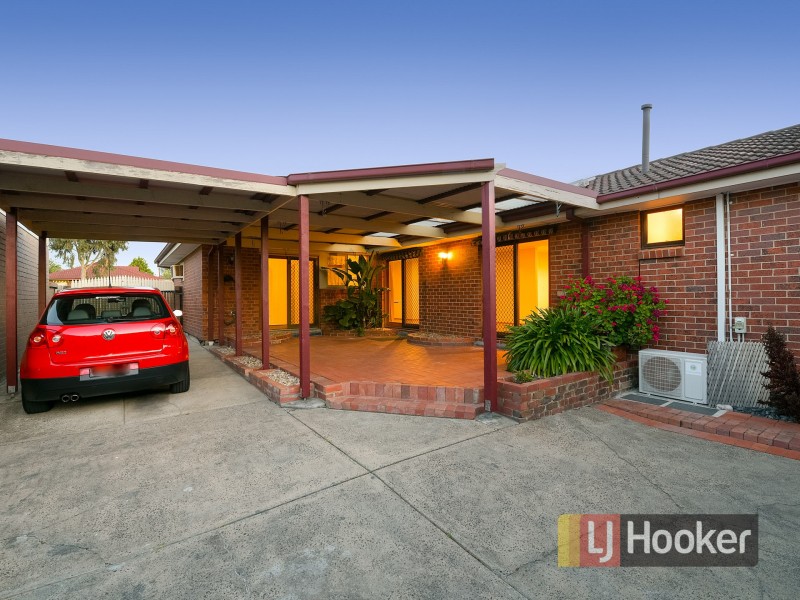 7 Mark Court, Hampton Park VIC 3976
