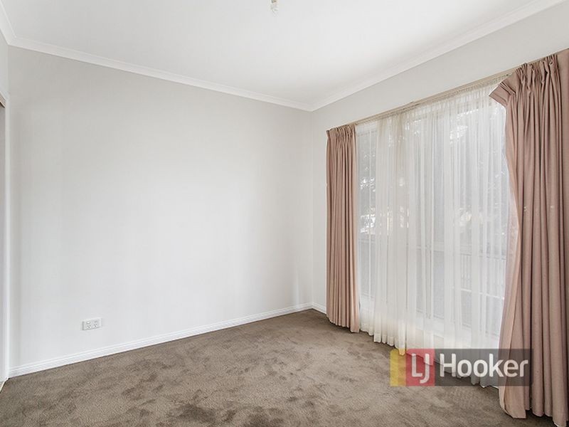 1/3 Leopold Avenue, Hampton Park VIC 3976