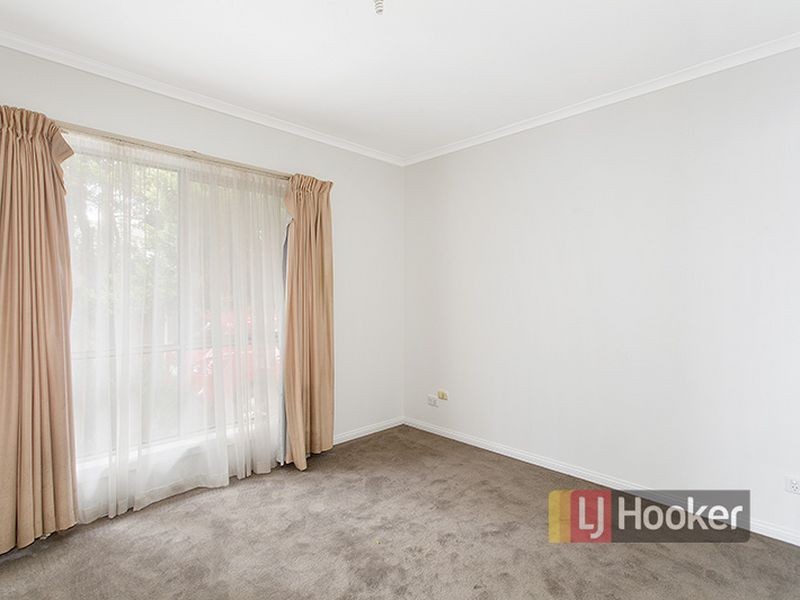 1/3 Leopold Avenue, Hampton Park VIC 3976