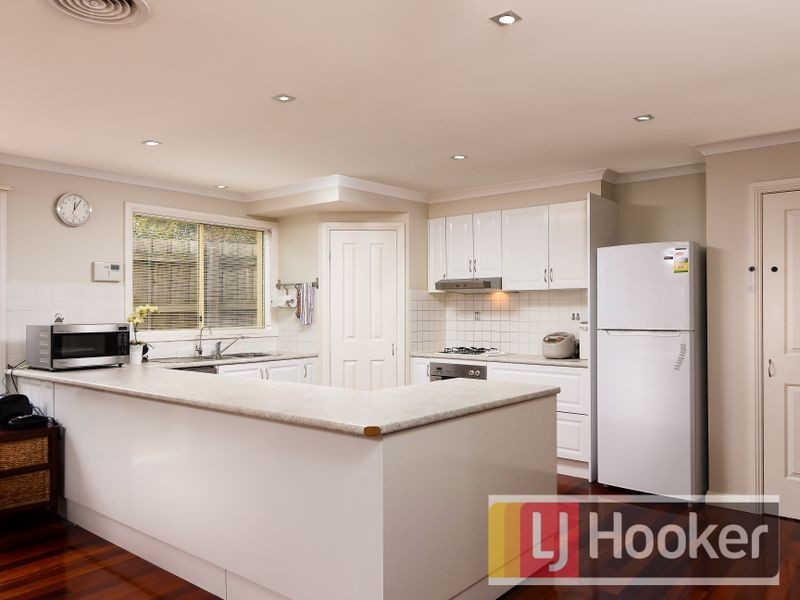 2/165 Stud Road, Wantirna South VIC 3152