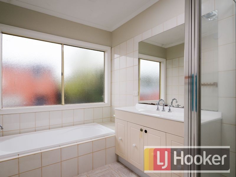 2/165 Stud Road, Wantirna South VIC 3152