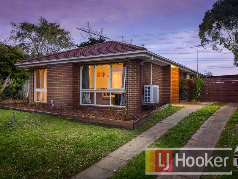 18 Rebecca Court, Cranbourne North VIC 3977