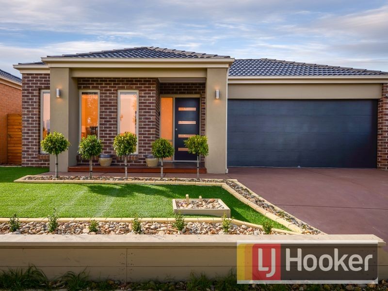 96 Sabel Drive, Cranbourne North VIC 3977