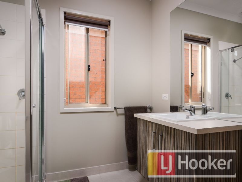 96 Sabel Drive, Cranbourne North VIC 3977