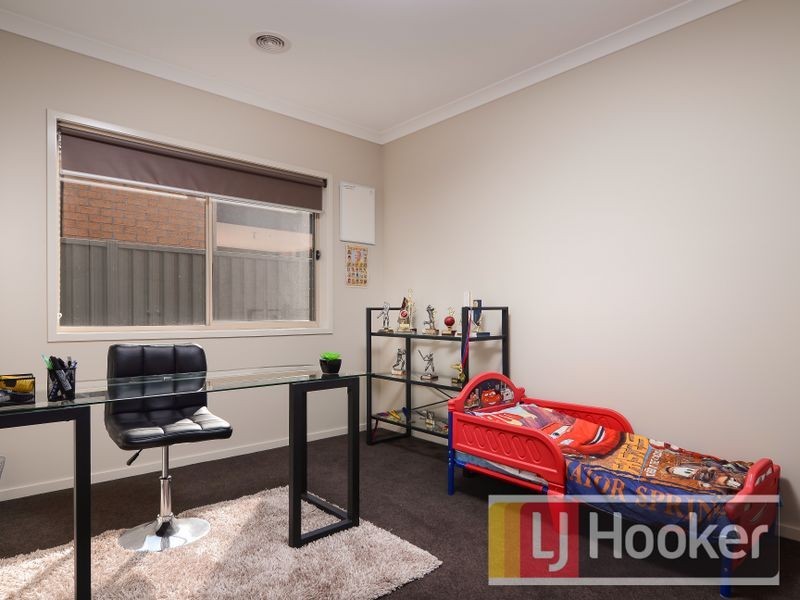 96 Sabel Drive, Cranbourne North VIC 3977