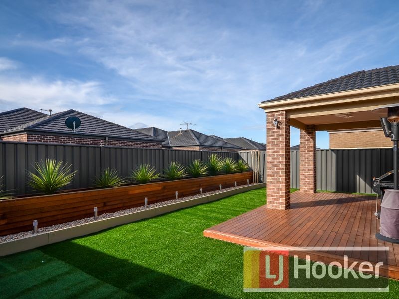 96 Sabel Drive, Cranbourne North VIC 3977