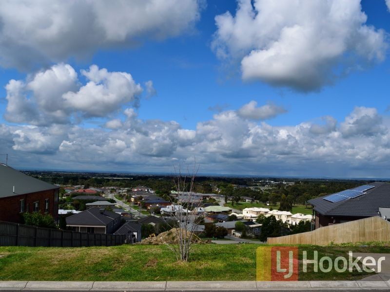 13 Royal Crescent, Beaconsfield VIC 3807