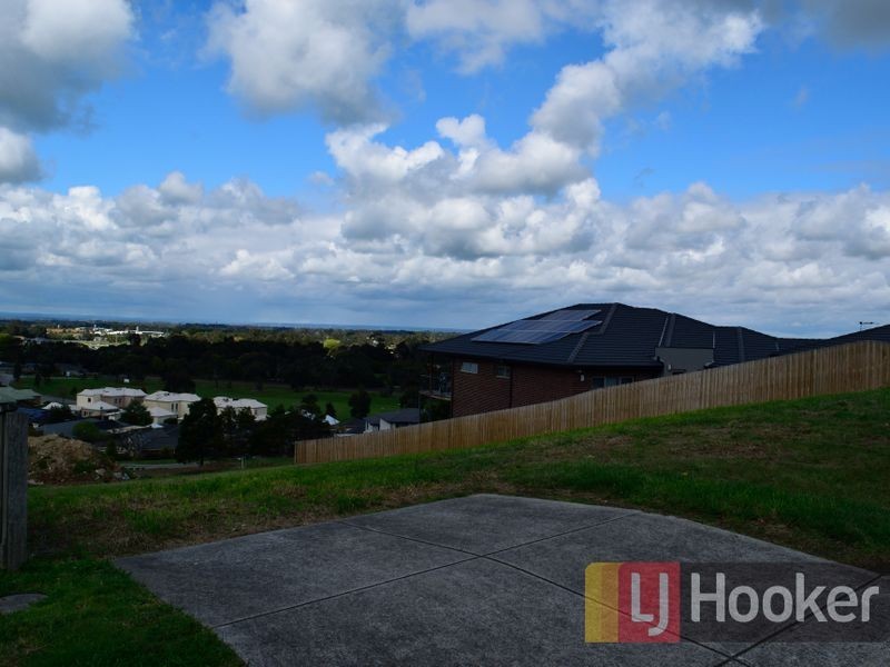 13 Royal Crescent, Beaconsfield VIC 3807