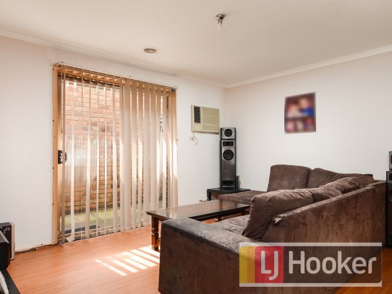 29 Rachel Drive, Cranbourne North VIC 3977